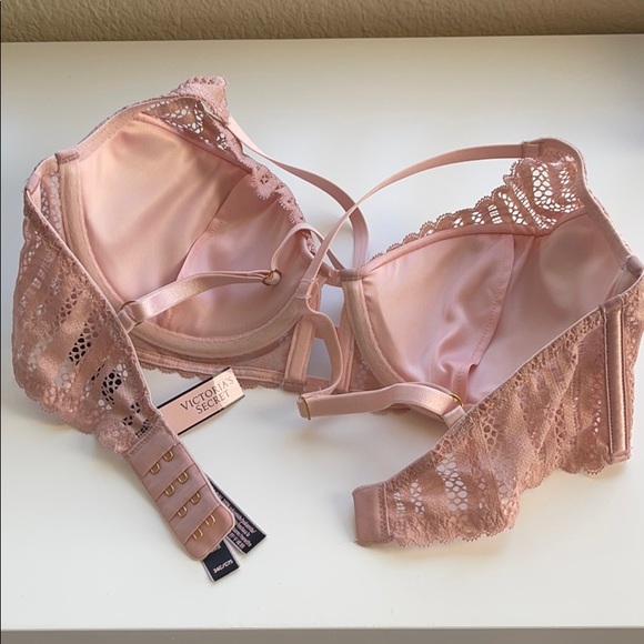 Victoria Secret bra - Picture 3 of 3